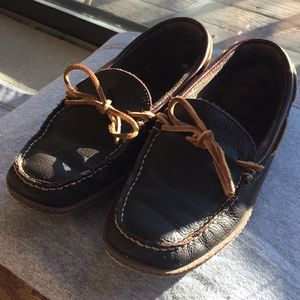 LL Bean hand sewn flannel lined leather slippers